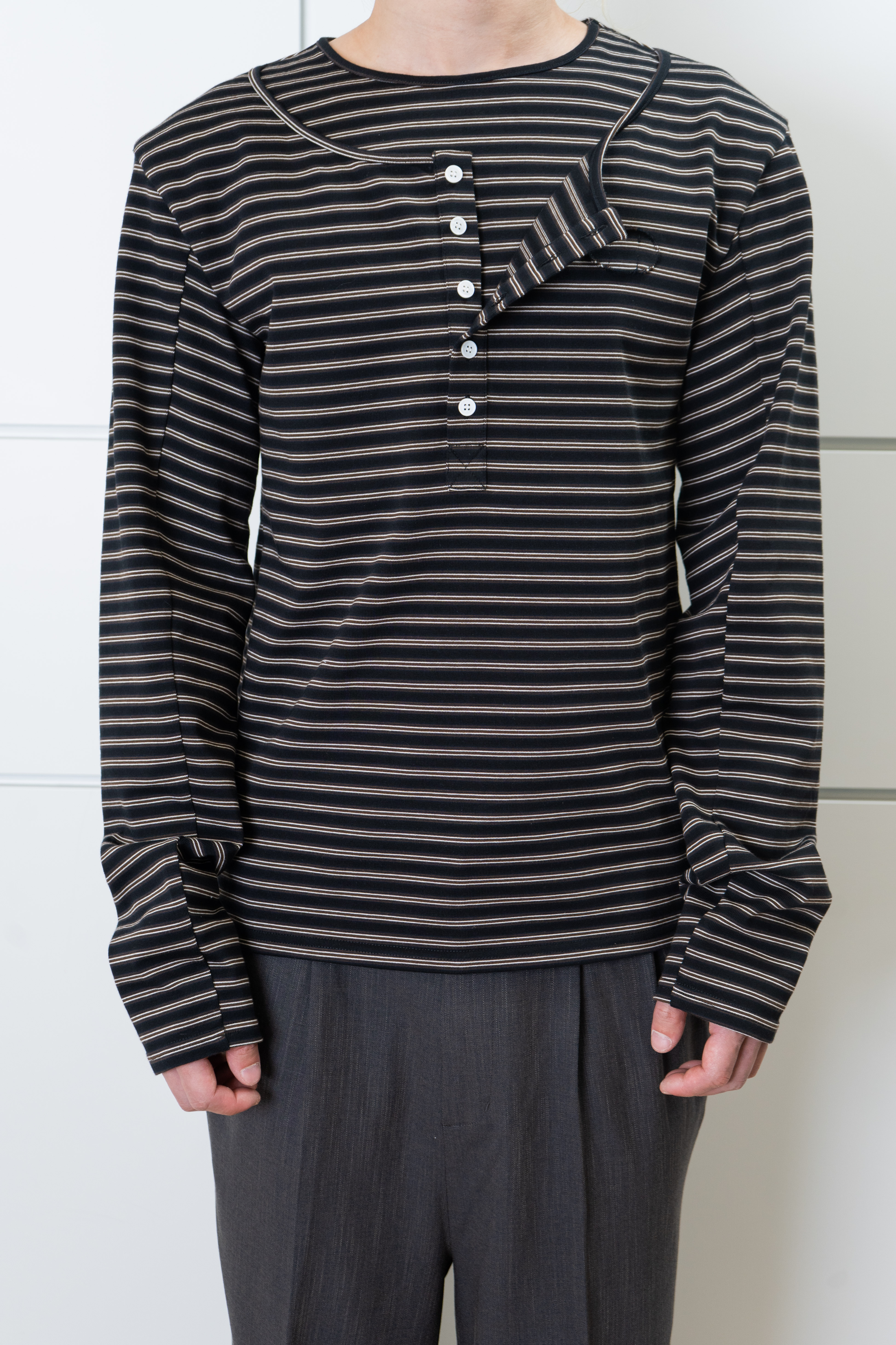 SYUMAN layered henley long sleeve