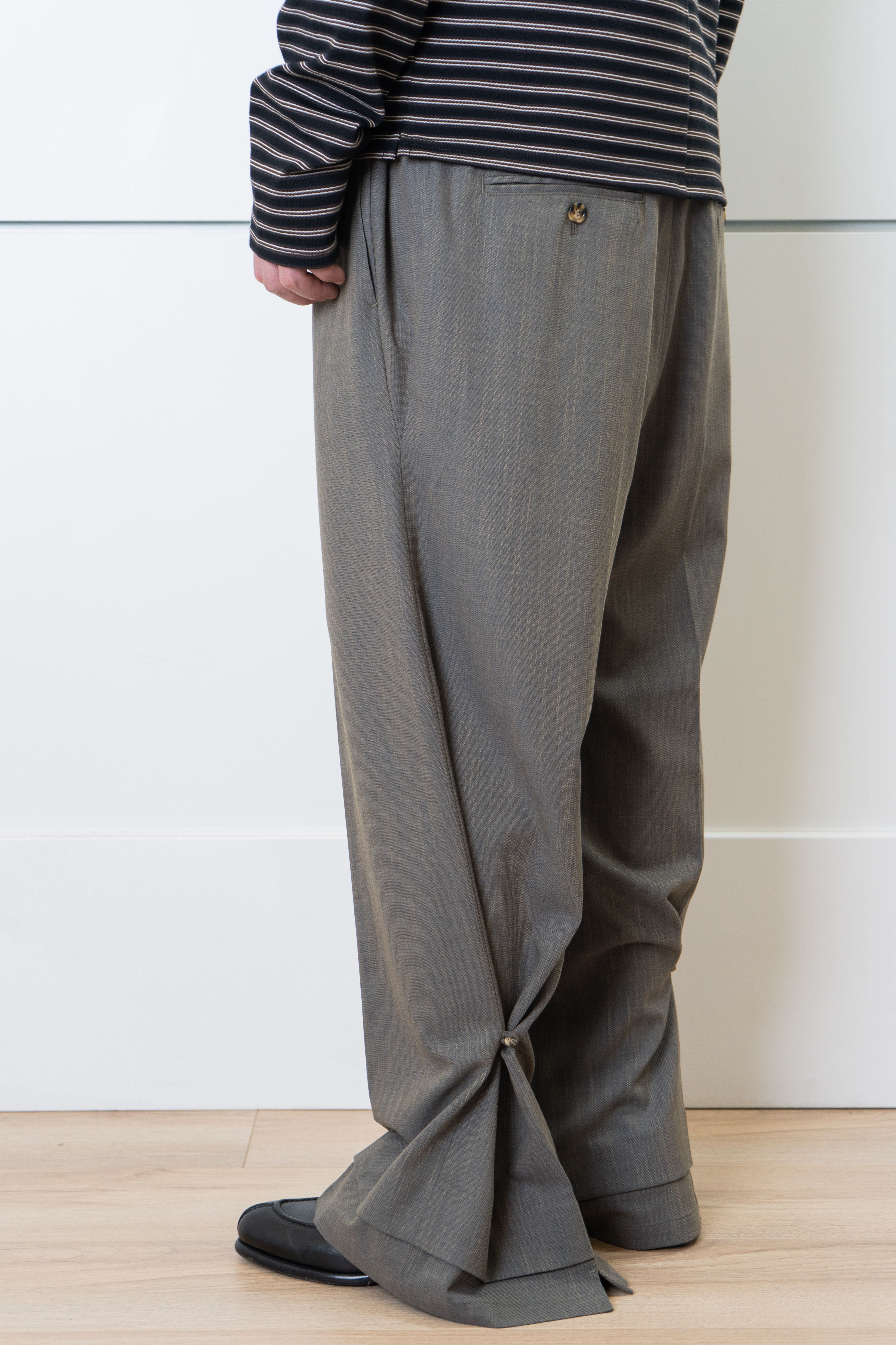 SYUMAN NU SUIT TROUSERS